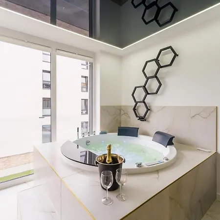 Appartamento Apartament Z Prywatna Sauna I Jacuzzi By Perlowa Przystan Rent